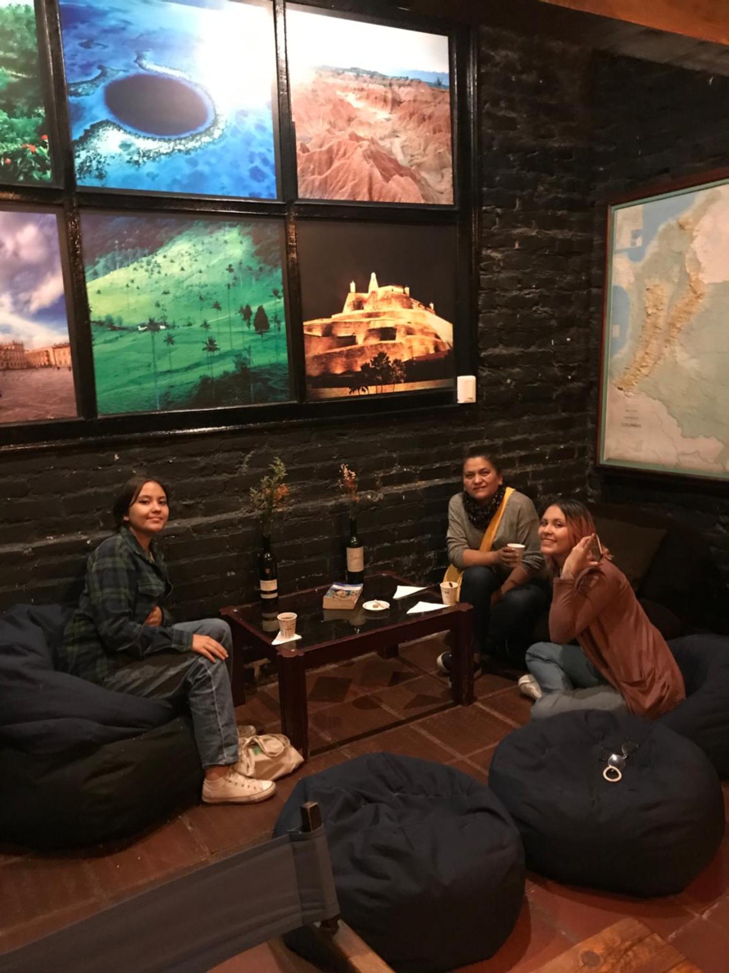 El Yarumo Hostel โบโกตา ภายนอก รูปภาพ