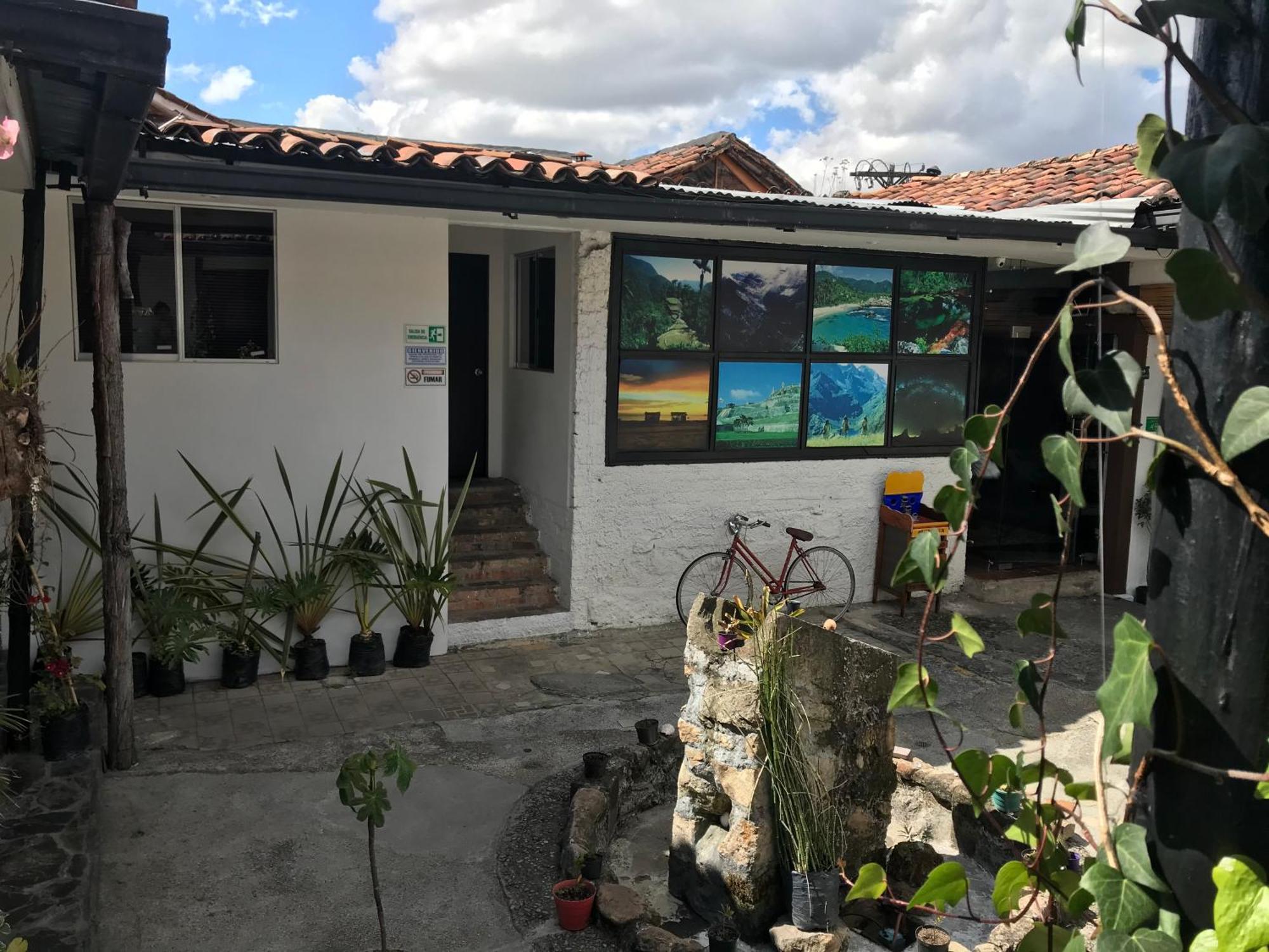 El Yarumo Hostel โบโกตา ภายนอก รูปภาพ