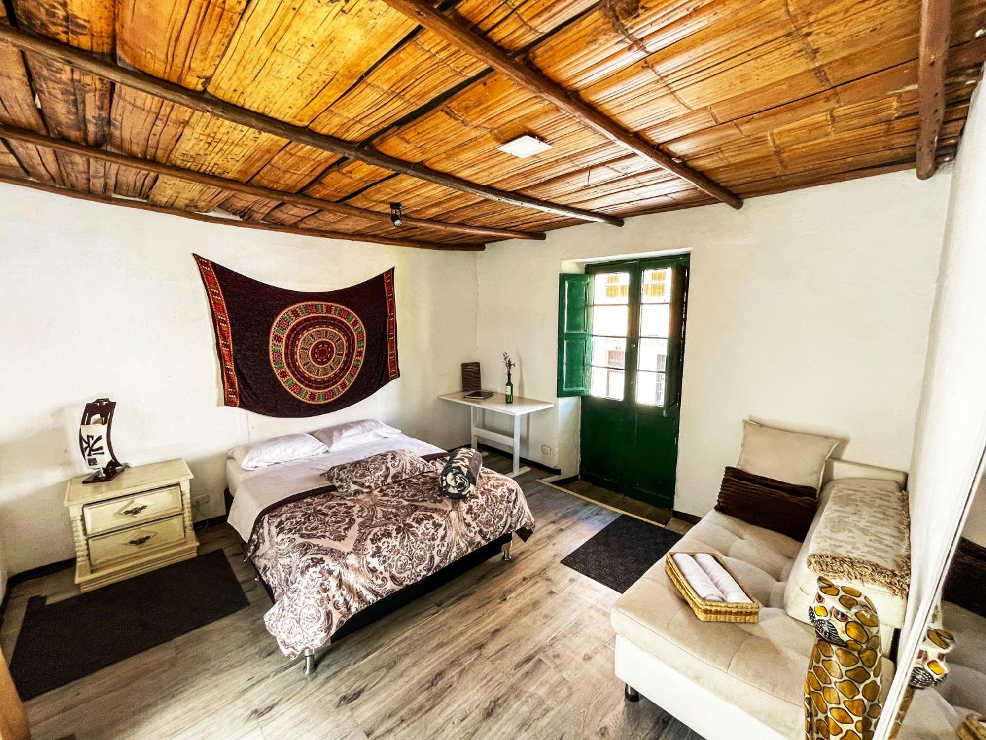 El Yarumo Hostel โบโกตา ภายนอก รูปภาพ