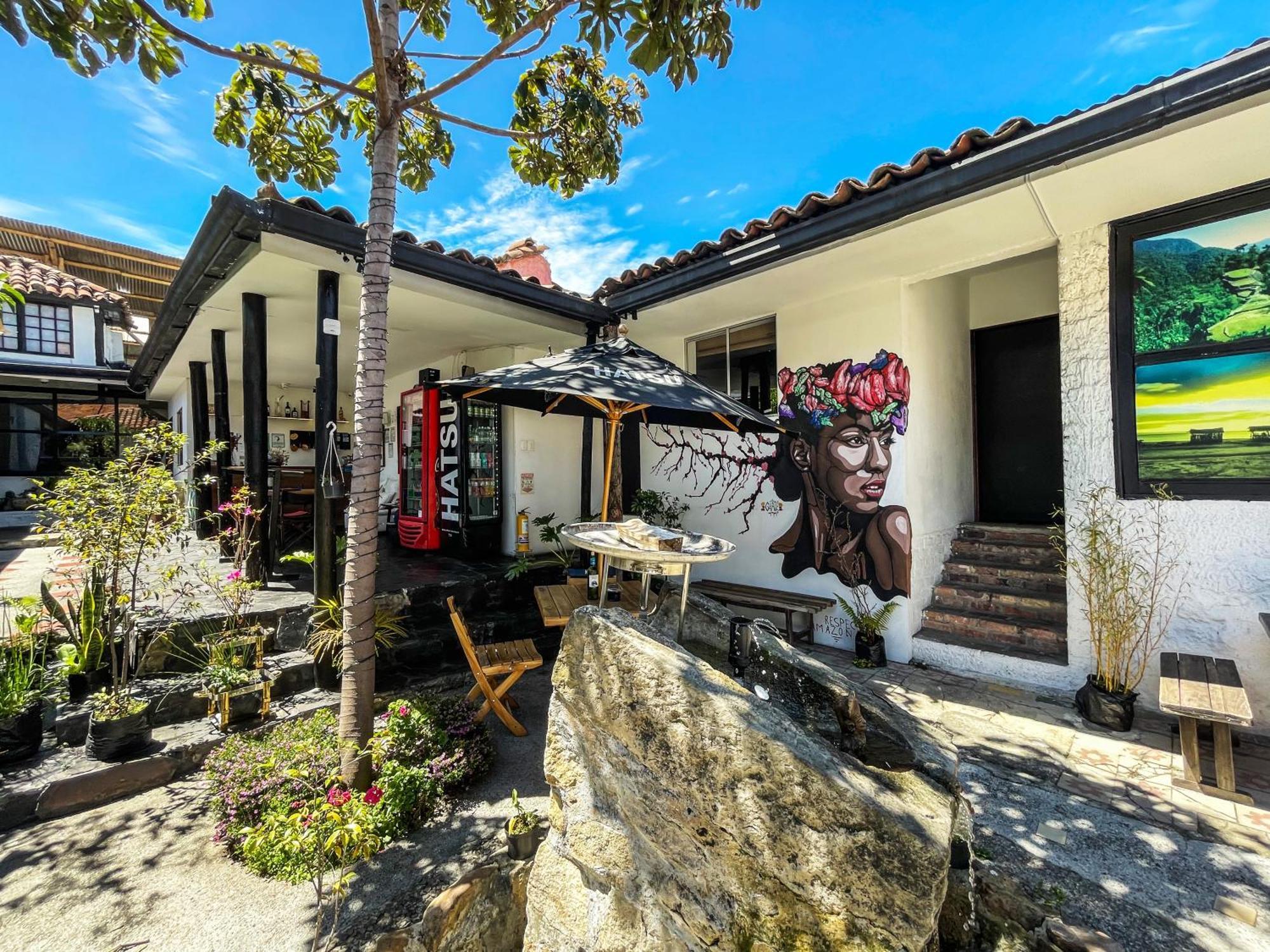 El Yarumo Hostel โบโกตา ภายนอก รูปภาพ